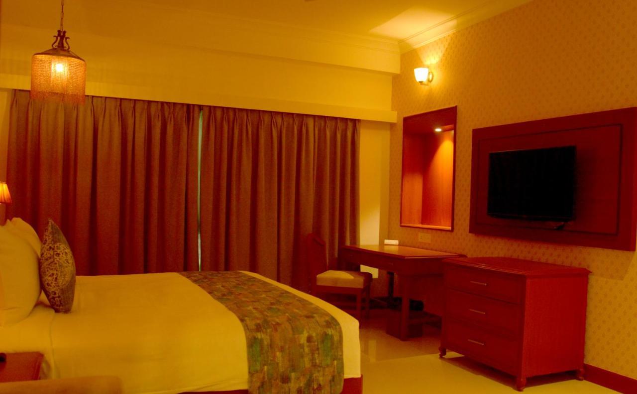 Hotel Chandela Khajurāho Екстериор снимка
