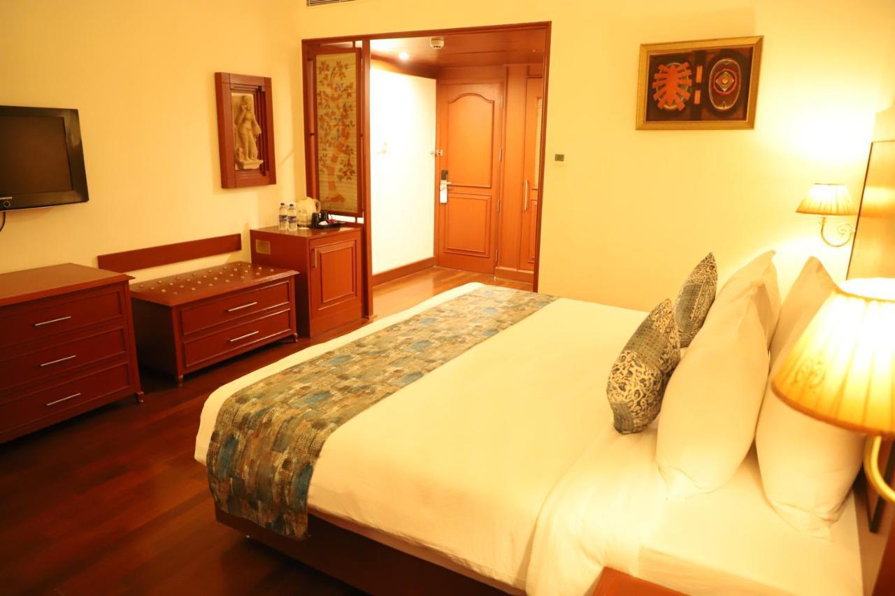 Hotel Chandela Khajurāho Екстериор снимка